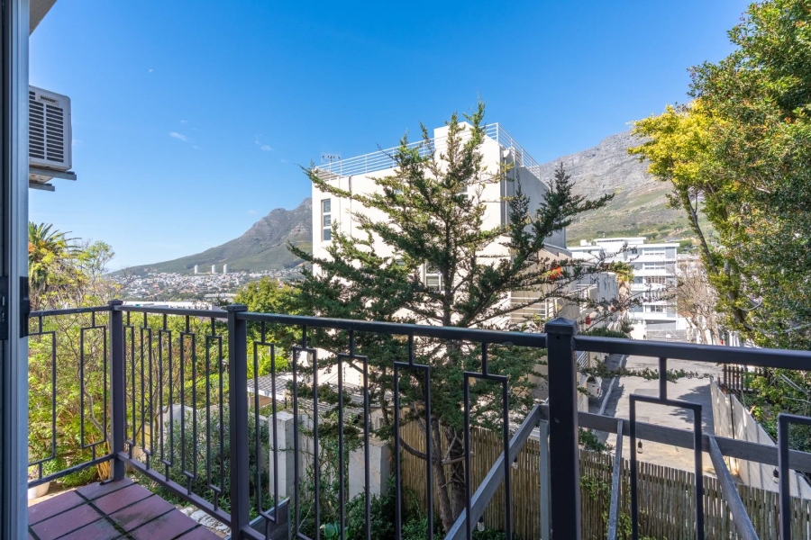 1 Bedroom Property for Sale in Gardens Western Cape